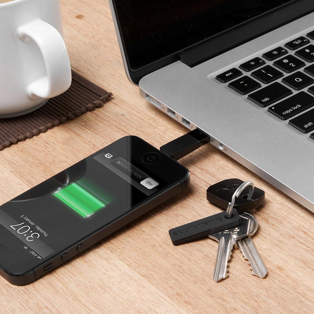 Bluelounge Kii - Lightning/USB Oplader iPhone 5 or Later (Sort)